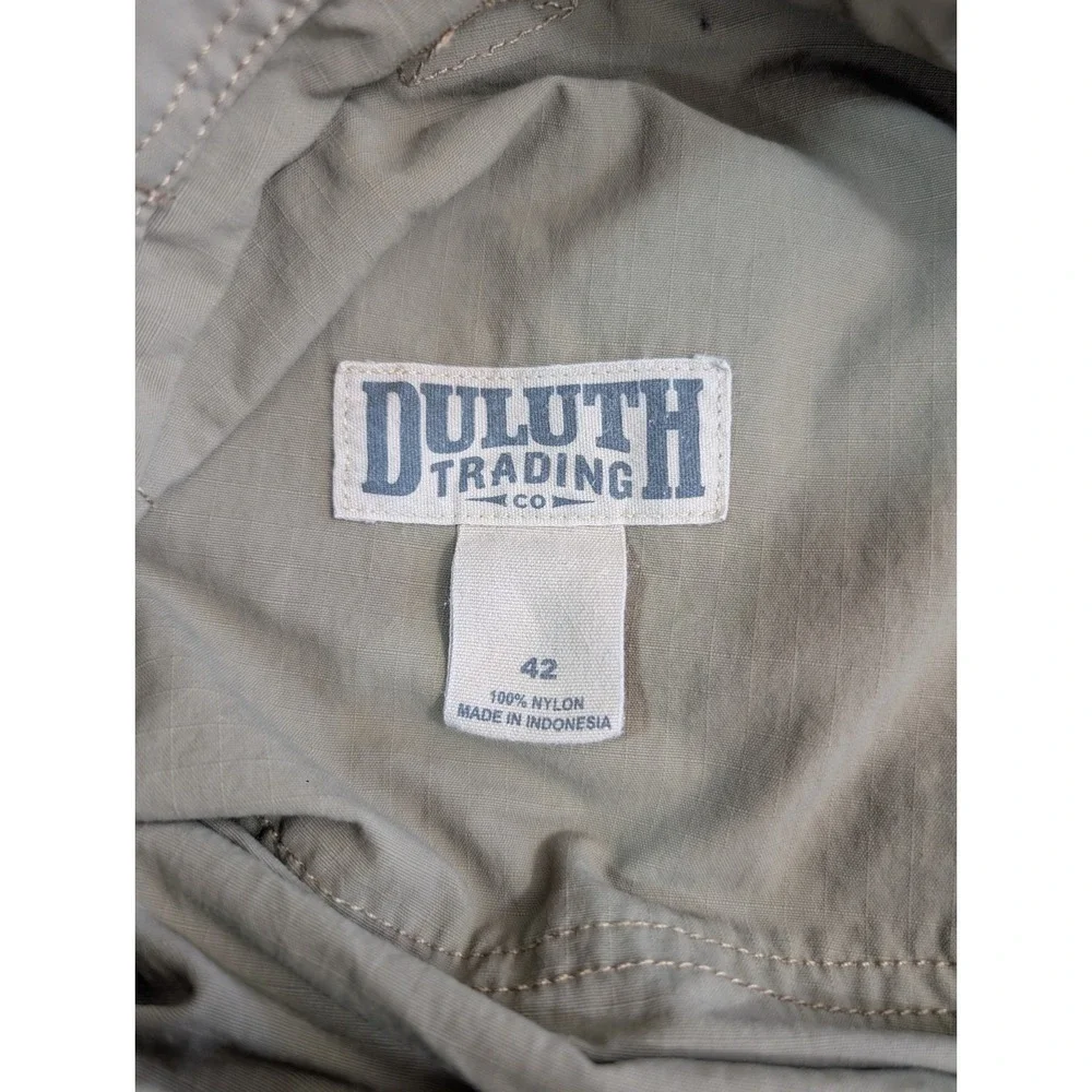 DULUTH TRADING Mens Cargo Shorts Sz 42 Armachillo Cooling TAN Ripstop Work 11" - Picture 8 of 9